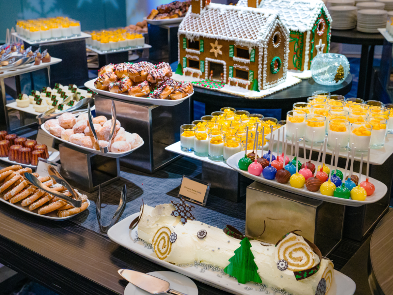 Santa Brunch Sweets Table